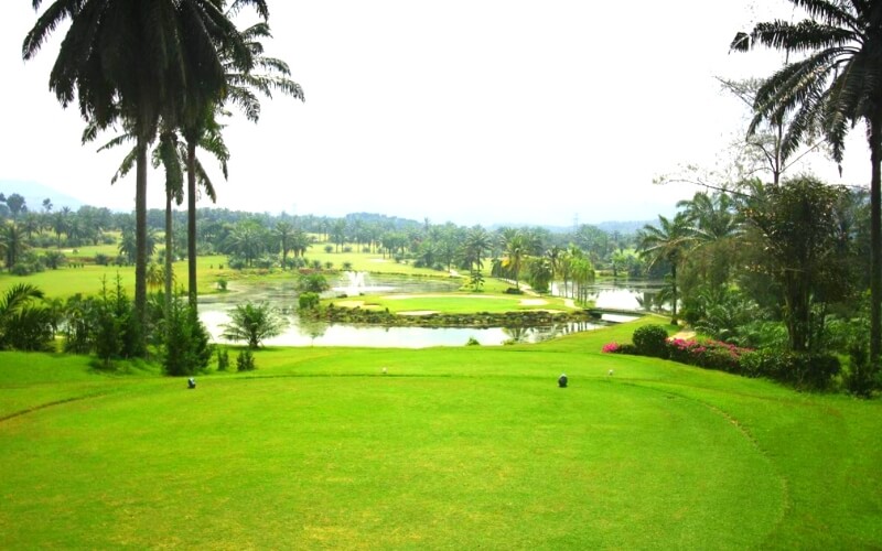 Play golf at Bukit Jawi Golf Resort