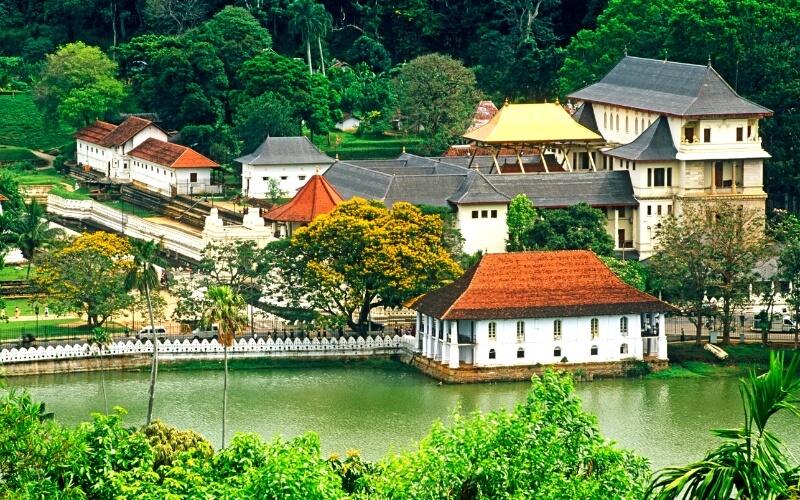 Free sightseeing day in Kandy
