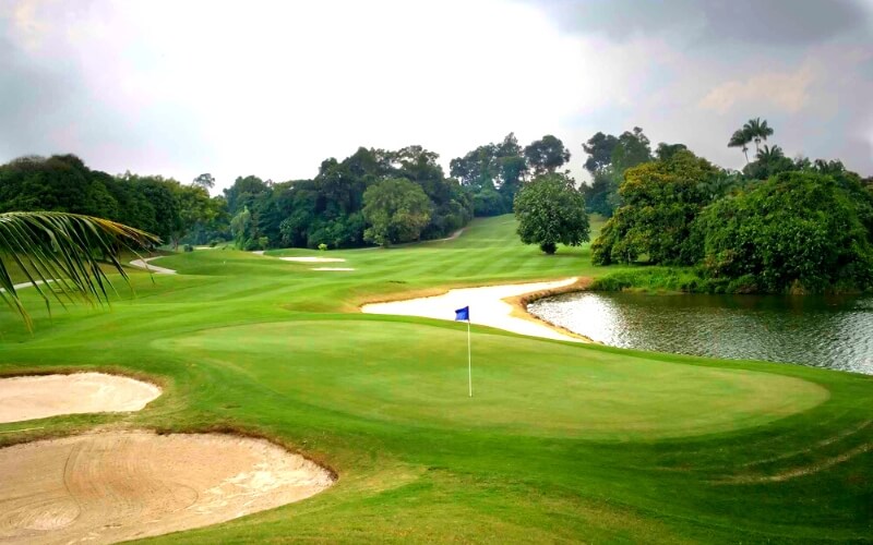 Play golf at Tiara Melaka Golf & Country Club