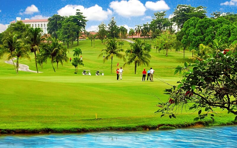 Play golf at Nilai Springs Golf & Country Club