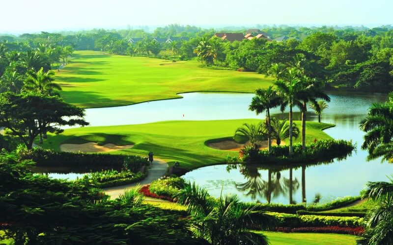 Play at Pun Hlaing Golf Resort