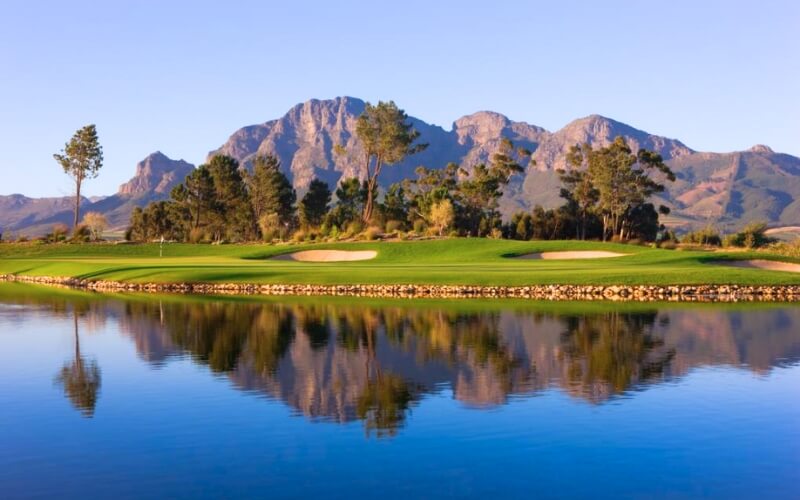Golf at Pearl Valley Golf Course