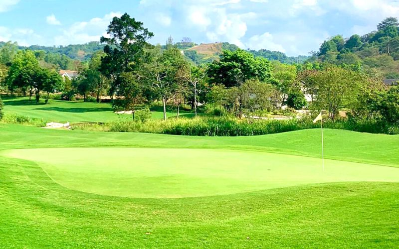 Sun Valley Golf Club in Manila, Philippines - GolfLux