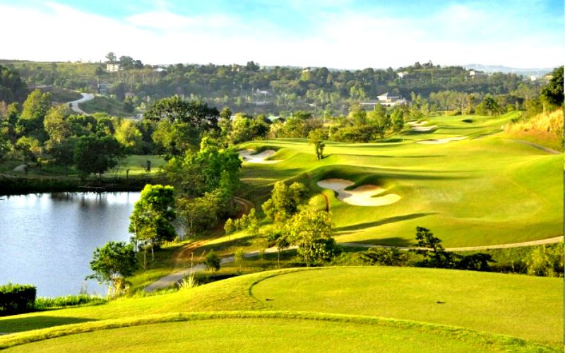 Sun Valley Golf Club in Manila, Philippines - GolfLux