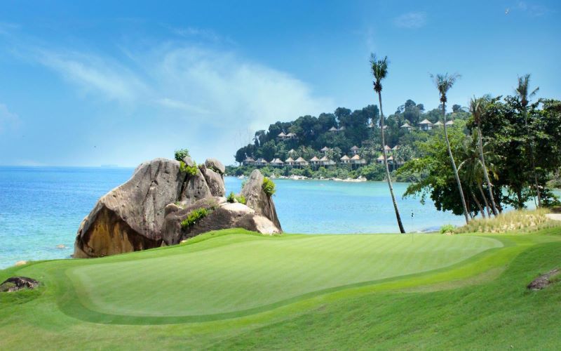 Play at Laguna Golf Bintan 