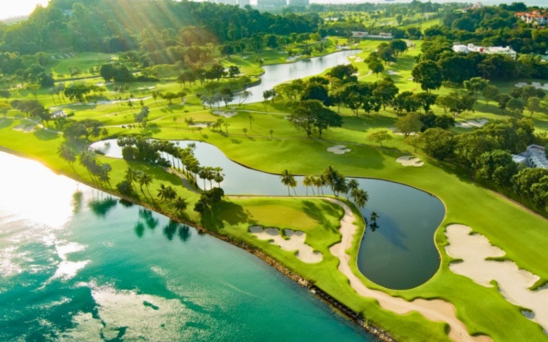 Best time to golf in singapore