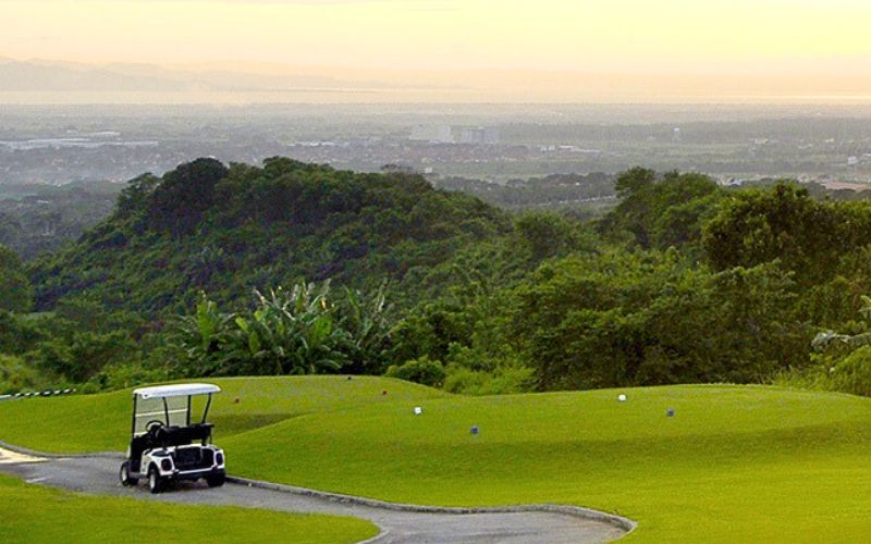South Forbes Golf and Leisure Club 3