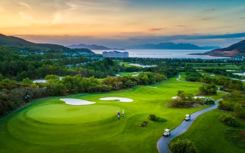 Tips to budget golf holidays in Vietnam