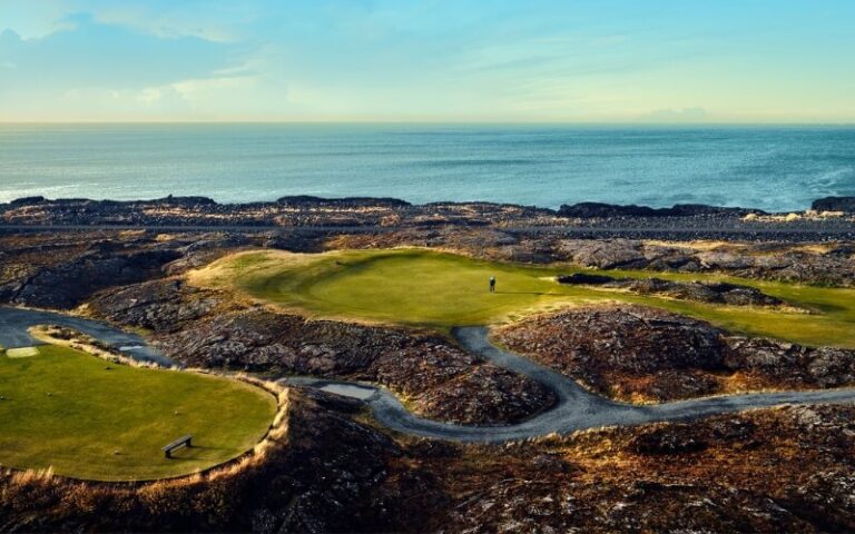 best Iceland golf courses