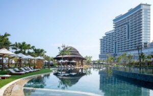 Hoiana Hotel & Suites