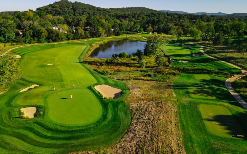 Birdwood Golf Course at Boar’s Head Resort