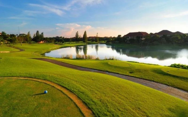 Bukit Darmo Golf