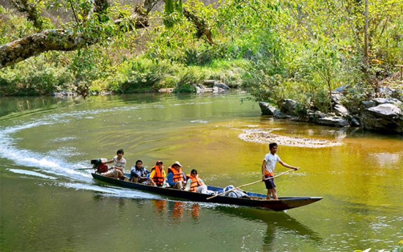 A unique wildlife spotting experience in Nam Et-Phou Louey National Park