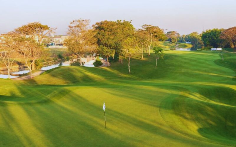 Pun Haing Golf Club in Yangon