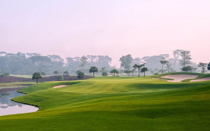 Royale Jakarta Golf Club