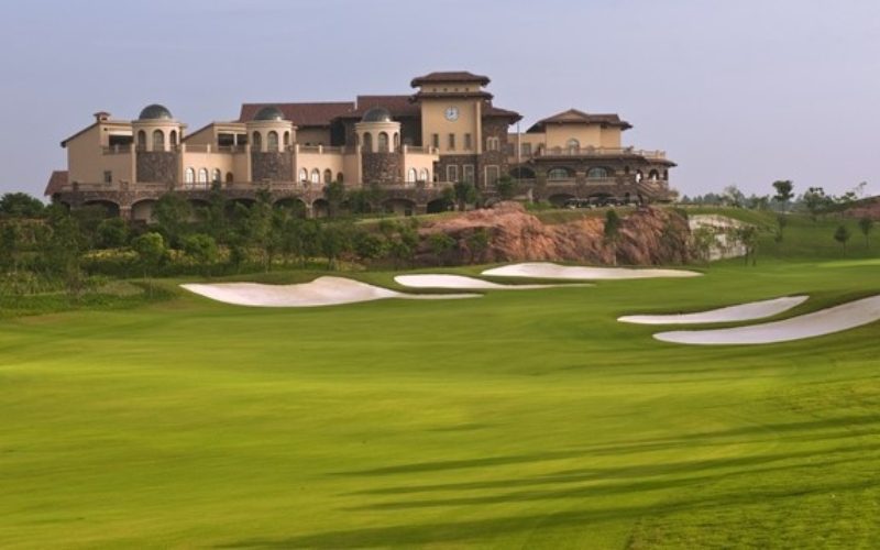 Lion Lake Country Golf Club - Moon Course