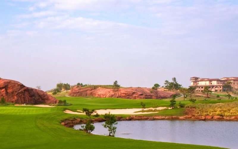 Lion Lake Country Golf Club - Moon Course