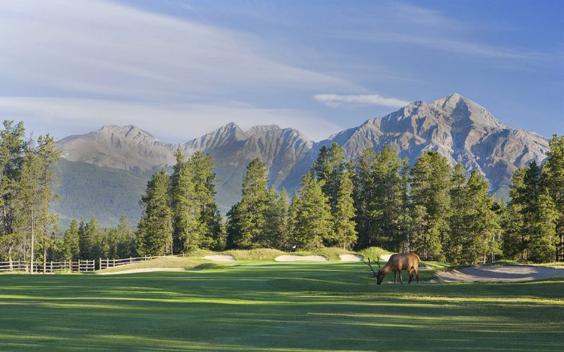 Weipeng Yishan Golf Club
