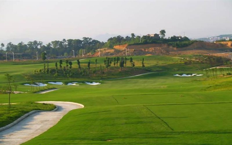Zhangjiajie Tianmen Golf Club