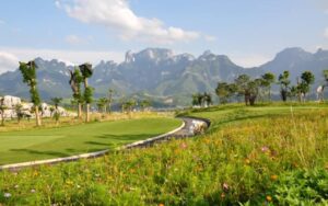 Zhangjiajie Tianmen Golf Club