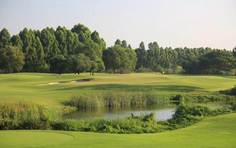 Ayutthaya 6 days golf tour