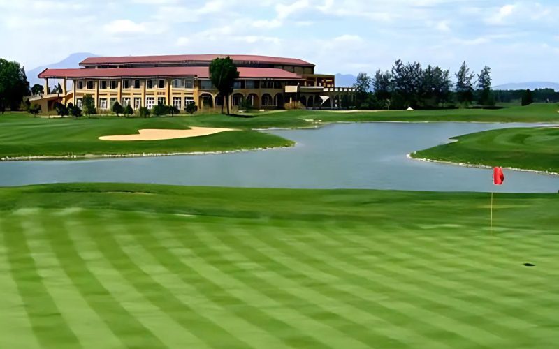 East Capital Golf Club