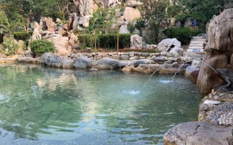 Longmai Hot Springs Resort