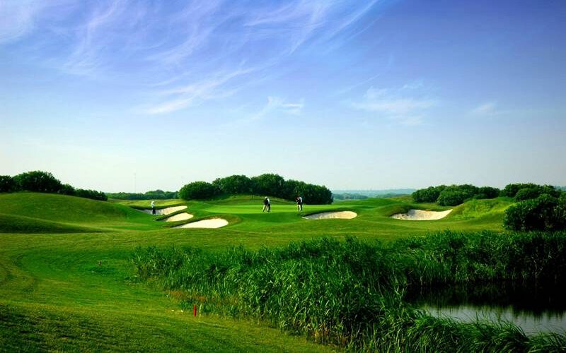 Shanghai Binhai Golf Club