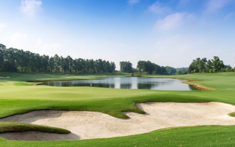 Guangzhou Nanhu Golf & Country Club