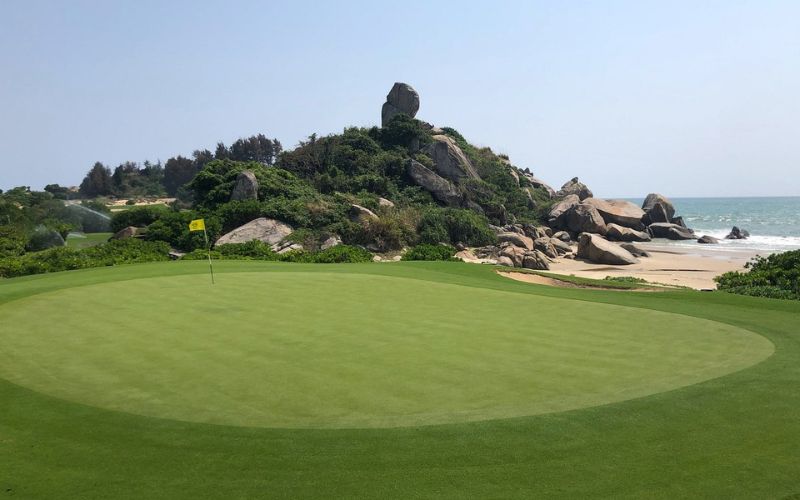 Henan Forest Peninsula Golf Club
