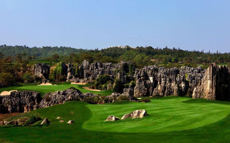 Lijiang Ancient Town International Golf Club