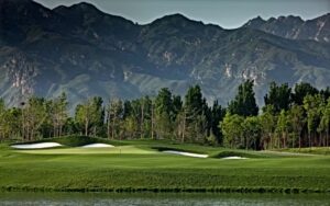 Topwin Golf and Country Club