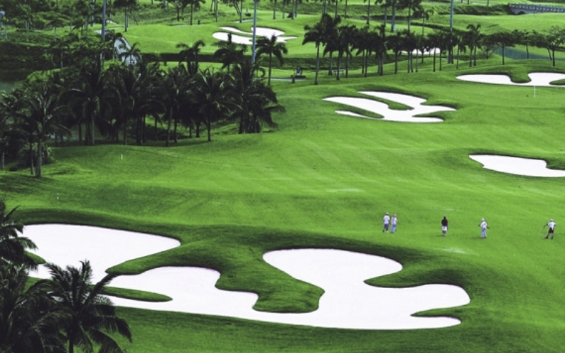 Yalong Bay Golf Club