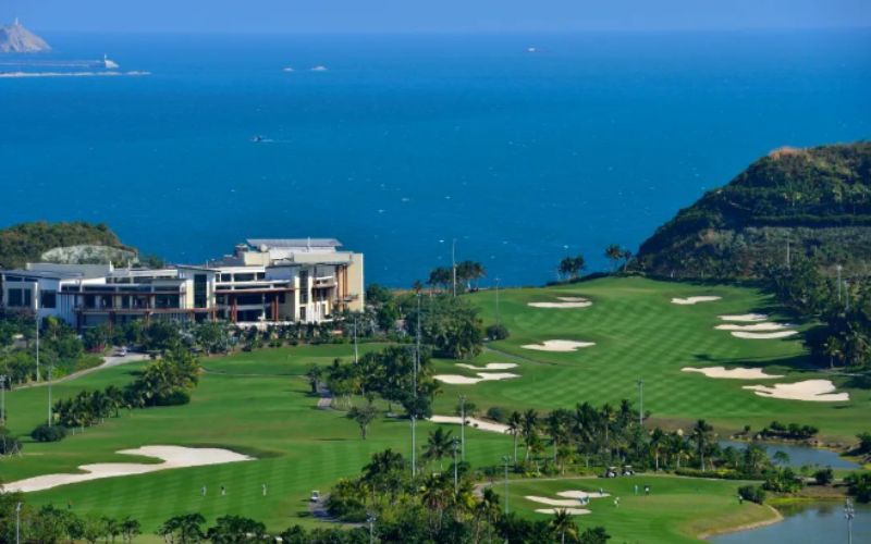 Sanya Begonia Bay Peninsula Golf Club