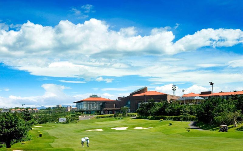 Sunrise Golf & Country Club
