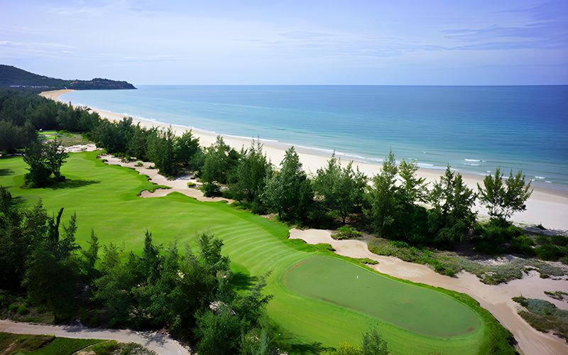 Laguna Golf Lang Co, one of the premier Da Nang golf courses for tournaments, featuring lush fairways along the coastline.